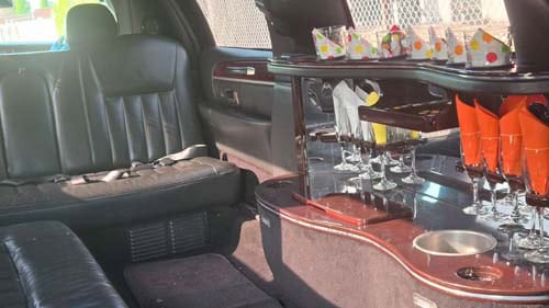 lincoln town car limousine
