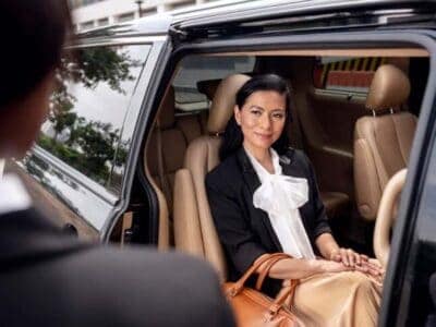 10 tips for choosing the right limousine for your wedding