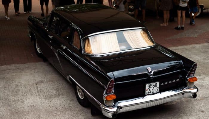 choosing the perfect executive limousine: nyc's vehicle options explained