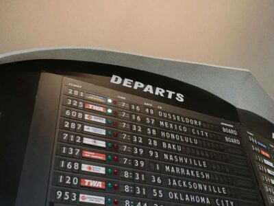 6 benefits of hiring an airport limousine service
