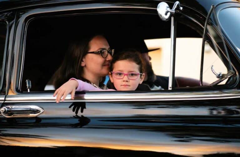 6 benefits of hiring an airport limousine service
