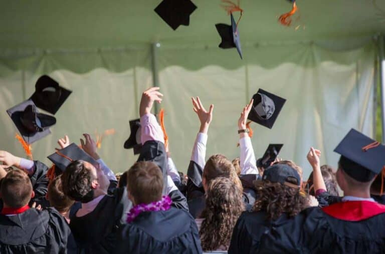 safe and stylish limousine services for high school graduations