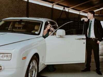 6 benefits of hiring an airport limousine service