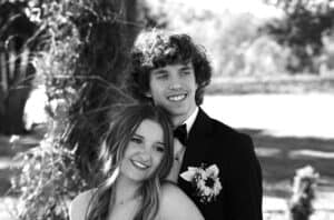 why its still a great idea to book a prom limo new york