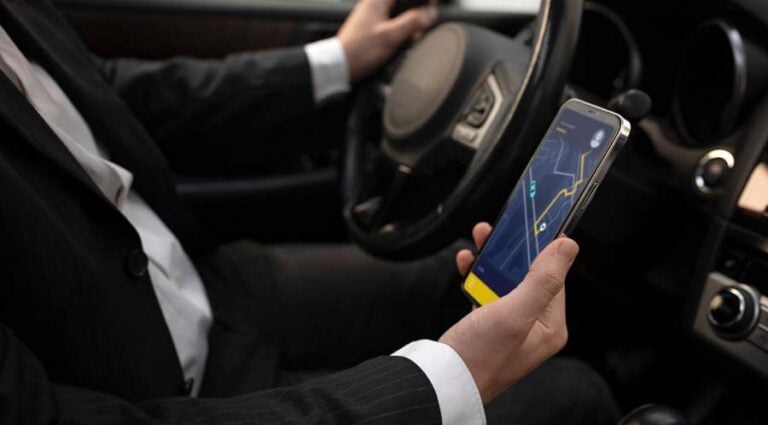 effortless limousine tracking