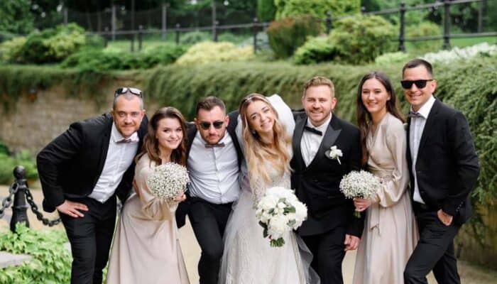 exploring executive limousine services in nyc: ideal for weddings, proms & special events