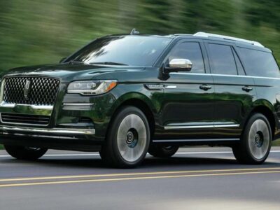 lincoln navigator limo: spacious and refined travel for nyc events