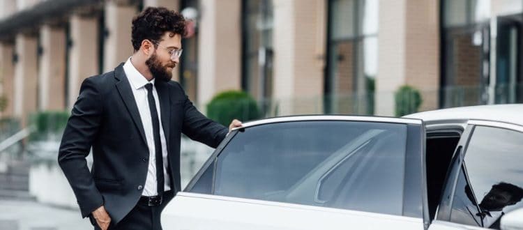 premier luxury limo service in nyc for an exclusive experience