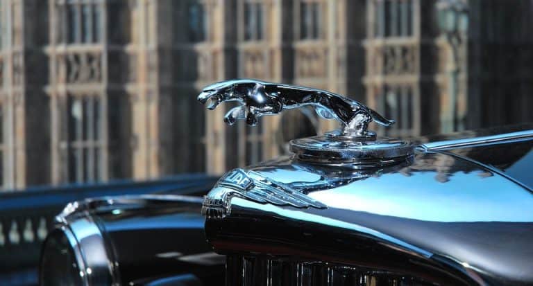 the elegance of travel: exploring the world of limousine services