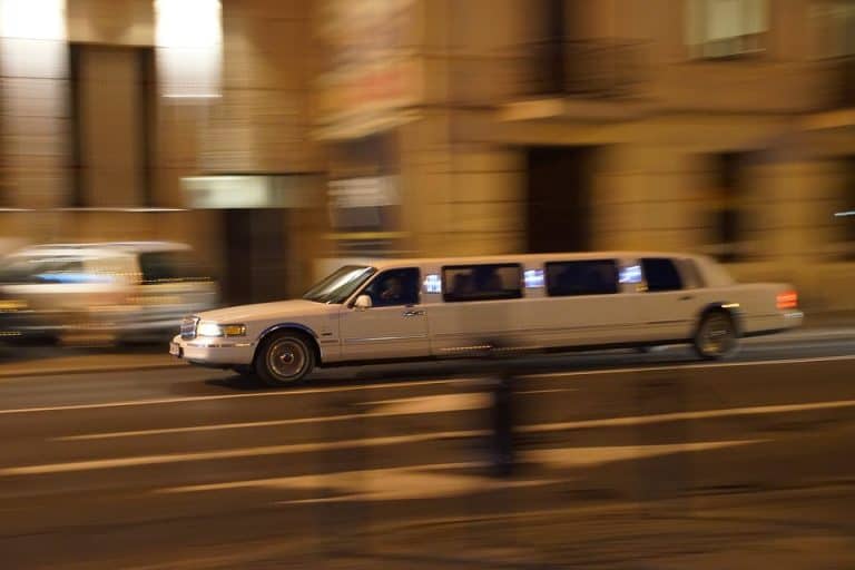 luxury on wheels: a comparative look at standard limos and stretch limos