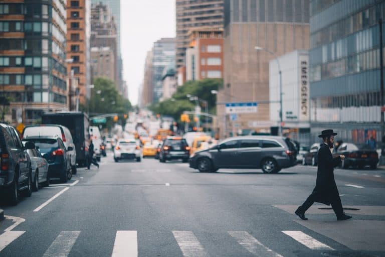 rev up your nyc experience: the ultimate guide to luxury car services