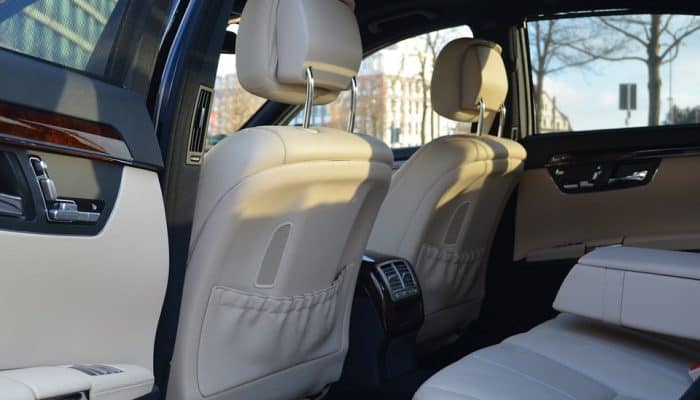 choosing the perfect ride: limos vs. stretch limos explained