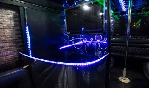 30 passenger party bus w/bathroom